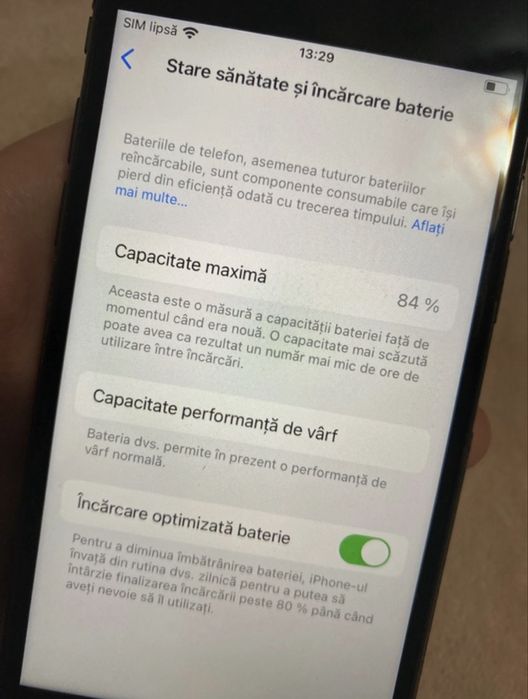 Vand iphone 8 impecabil