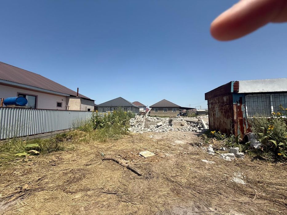 Продам участок 6 соток ИЖС