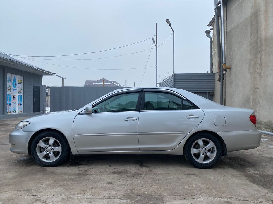 Срочно продаю Toyota Camry 35!