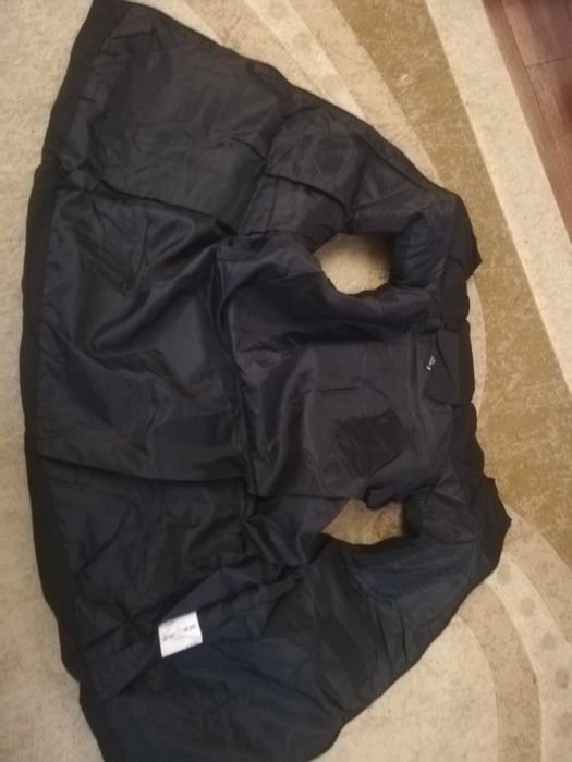 Продаётся безрукавка