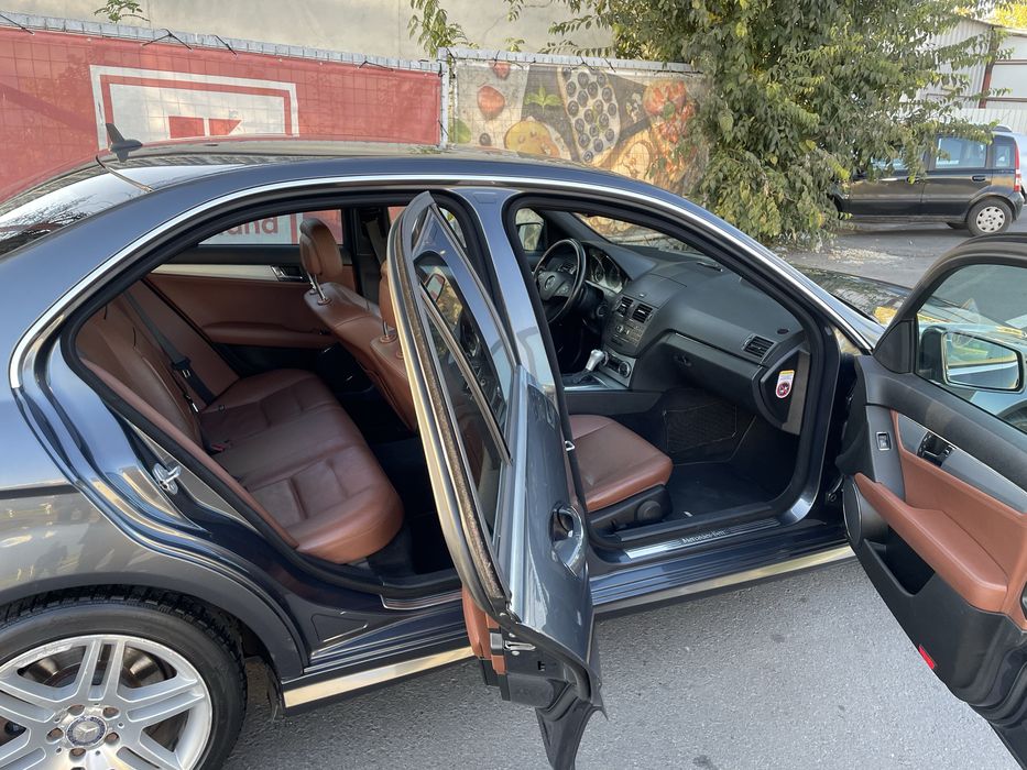 Mercedes C220 AMG-Line