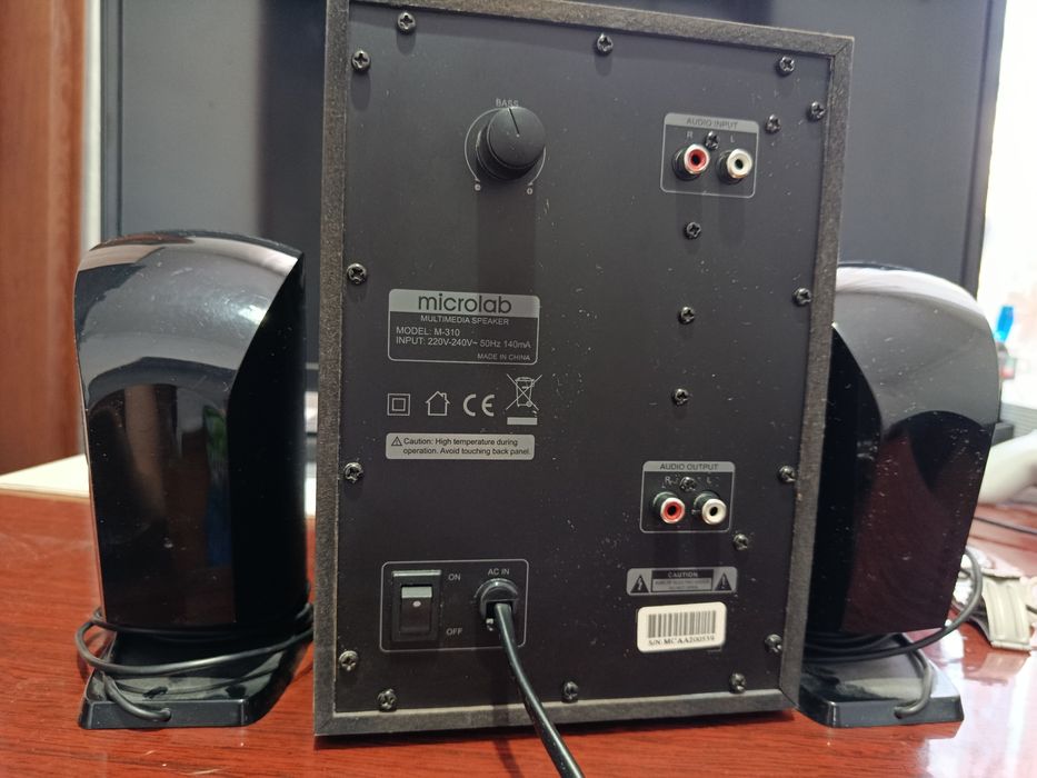 Компьютерные колонки Microlab