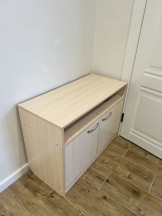 Продам большую тумбочку