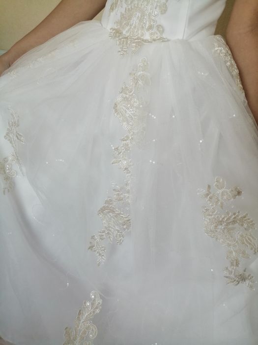 Платье свадебное
