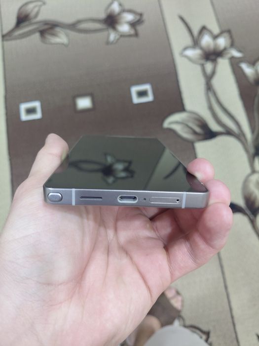 Продам Samsung Galaxy S25 Ultra