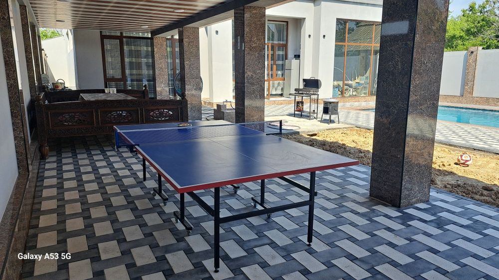 Сдаётся в аренду хайтек дача, паркентский ройона.