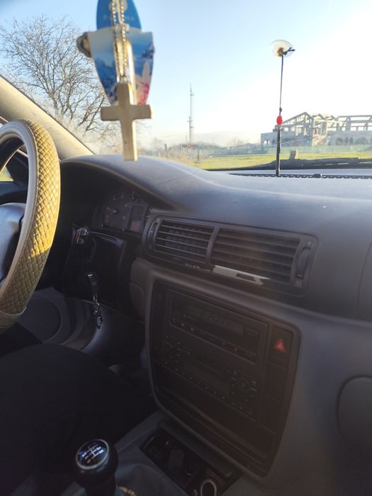 Vând autoturism volkswagen