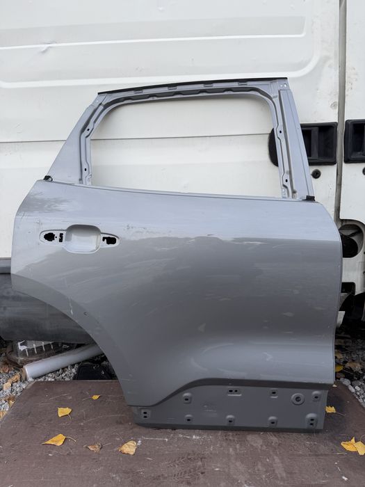 Врата Ford Kuga 2020 год.-