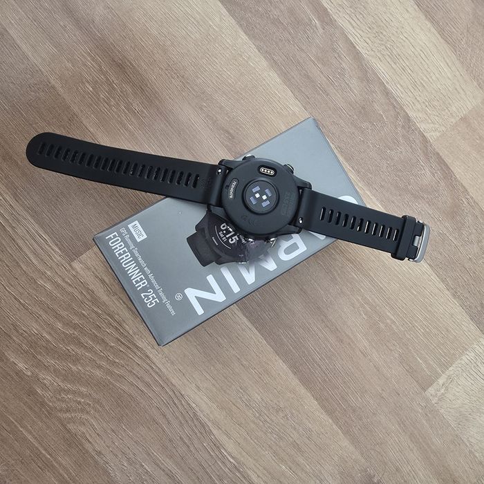Garmin Forerunner 255 Music ( ca nou), nu Fenix