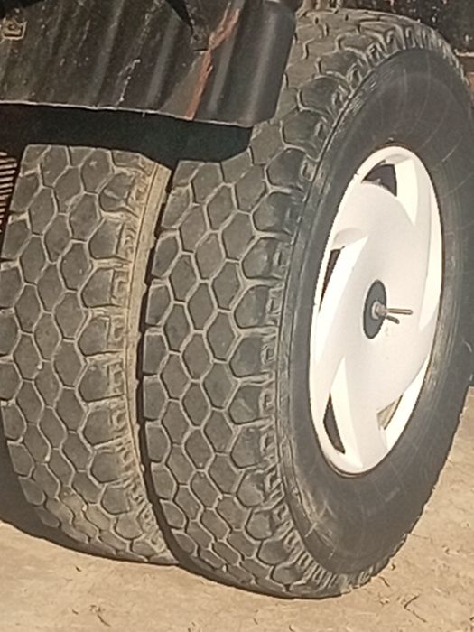 Gaz 53 yuk mashinasi