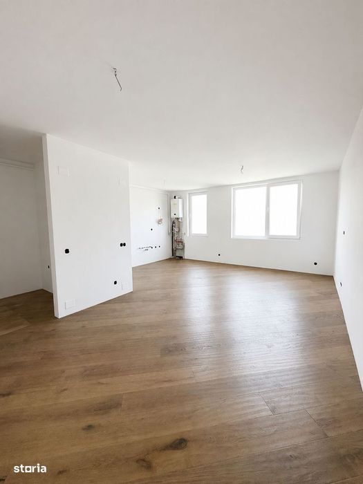 Apartament 2 camere, depozitare, etaj intermediar, balcon, garaj, boxa — fotografia 1
