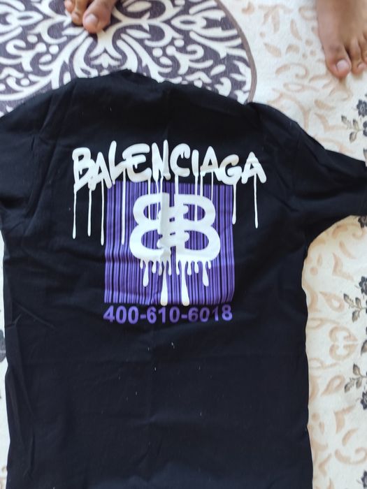 Тениски DSQ2 Balenciaga Чисто ново не използвани