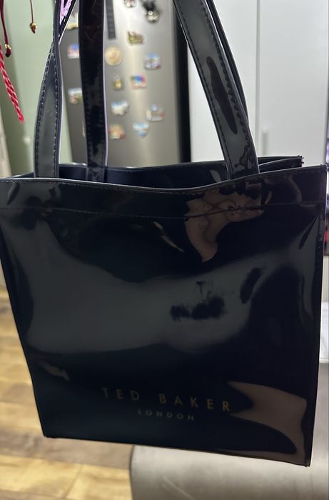 Оригинален комплект чанта и несесер Ted Baker