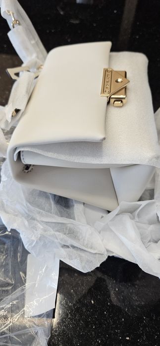 Нова! Мichael Kors чанта