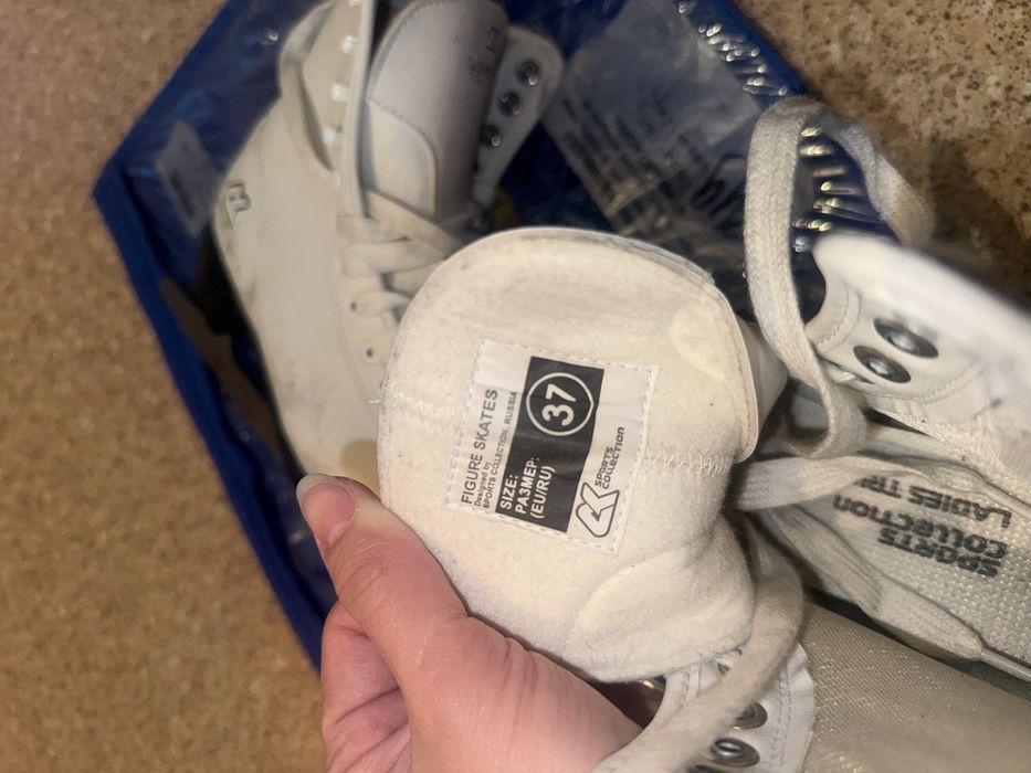 Продам коньки, новые