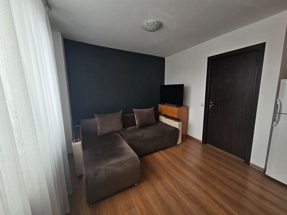Persoana fizica dau apartament cu o camera in chirie
