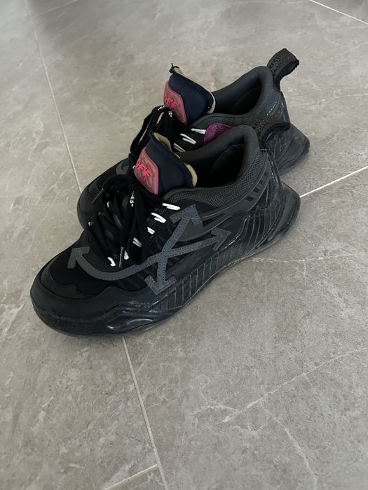 off white odsy 1000