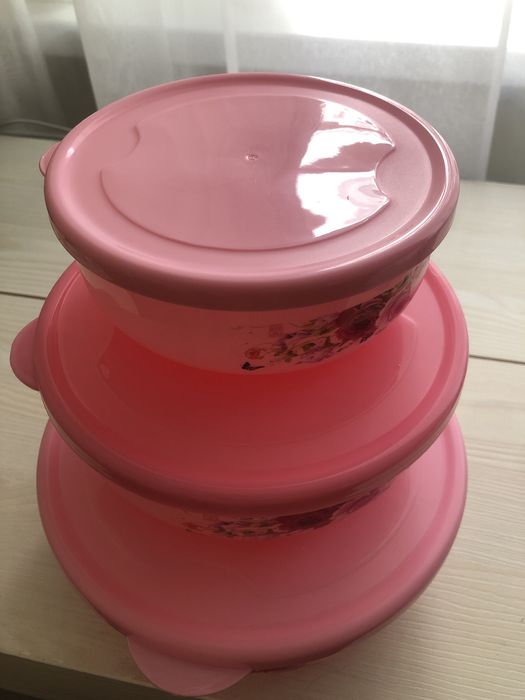 Набор чашек с крышками