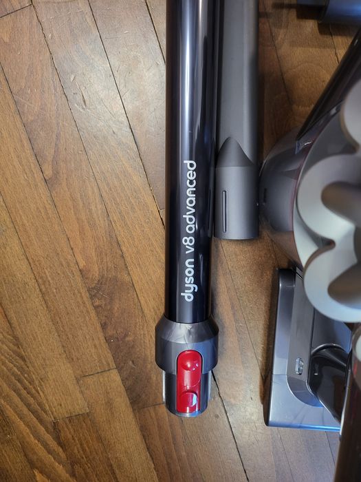 Акумулаторна безжична Прахосмукачка Dyson V8 Advanced