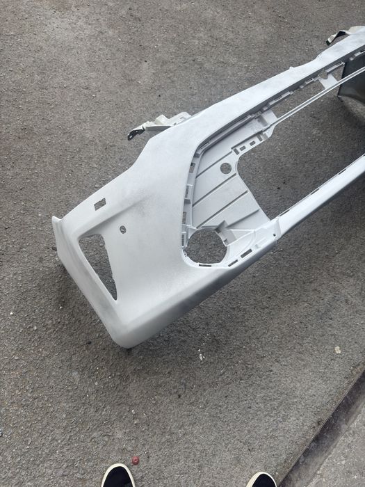Продам бампер камри 55
