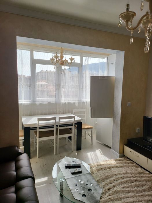 Продава се Тристаен апартамент в Шумен, Добруджански - 80 кв.м за 1626 €/кв.м - Снимка #2