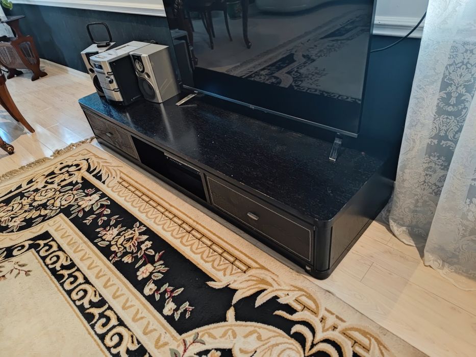 ТВ тумба шпон, кожа