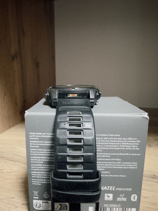 часы Garmin fenix 8