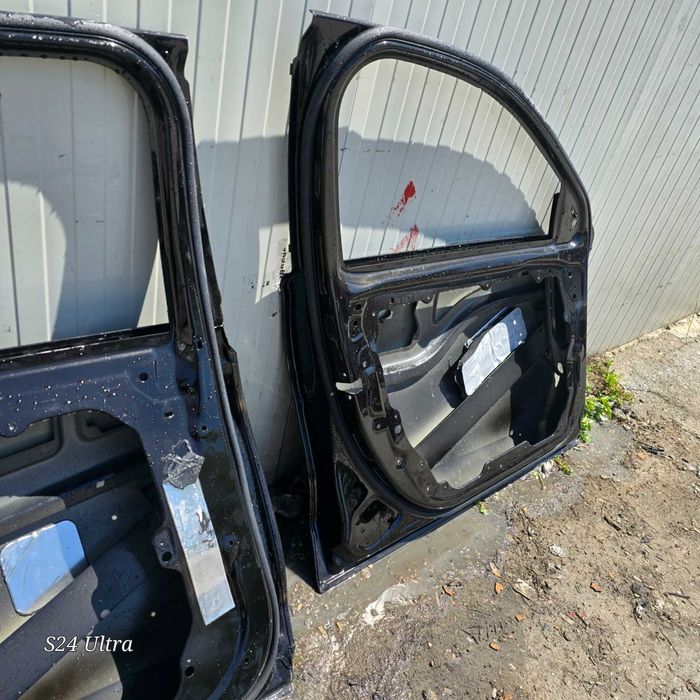 лява врата Mercedes S-class W223