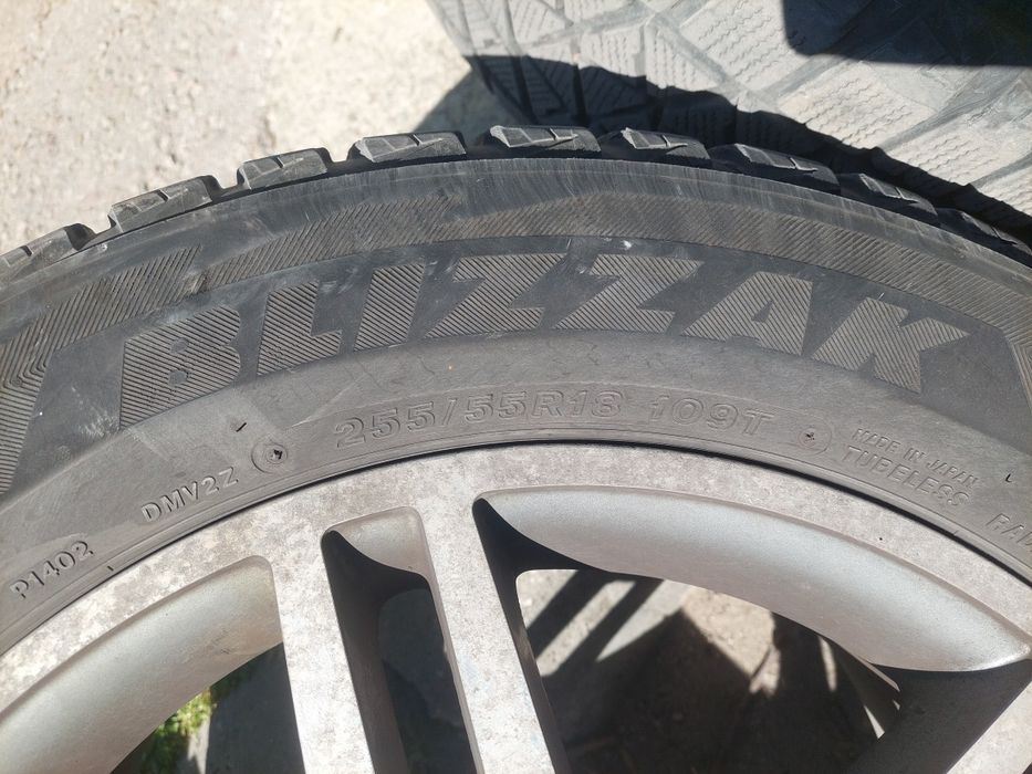 Продавам 18" джанти за Mercedes + зимни гуми Bridgestone Blizzak + болтове