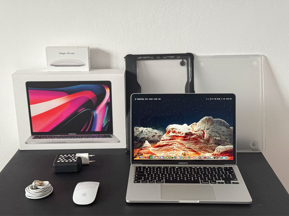 MacBook PRO M1 13 inch | 8GB Ram | 256 GB | Touch ID și Touch Bar interactiv | Full Box + Apple Magic Mouse 3 + Huse protecție - stare foarte bună