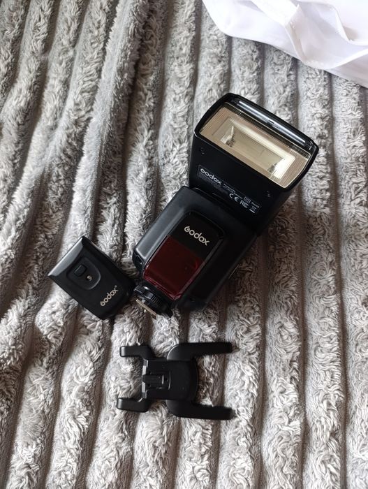 Вспышка Godox Thinklite TT560II