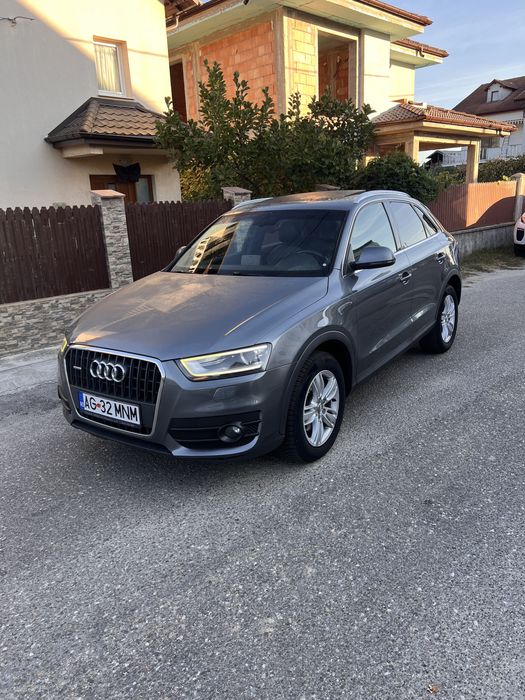 AUDI Q3