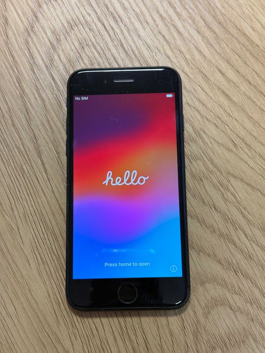 iPhone SE 2020 Black 64 GB