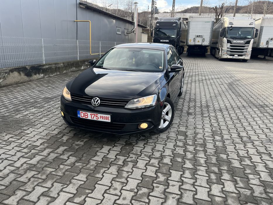 Vand VW Jetta 1.6 diesel , euro 5 !