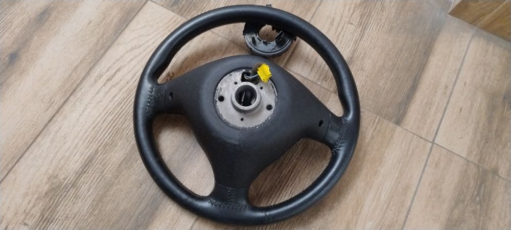 Волан Ауди а3 8л