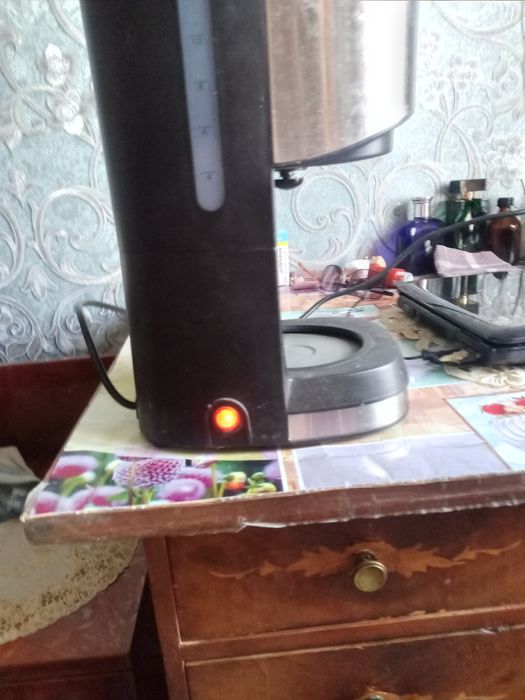 Продам кофеварка