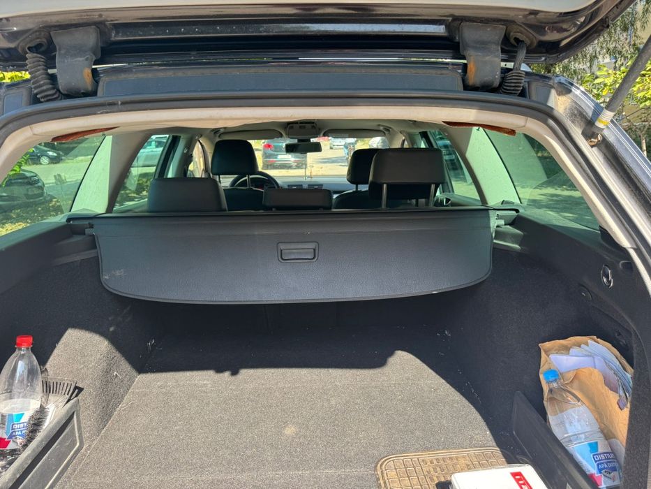 Vând  Volkswagen Passat B6