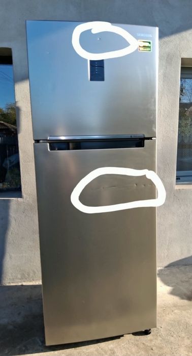 Frigider Samsung, 385 l, Clasa A+, Full No Frost, H 178 cm, Argintiu, (cod RT38FDAADSP) posibilitate  transport, manipulare

 4.03