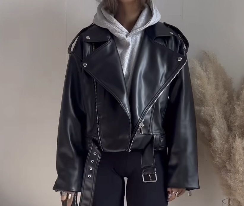 Куртки кожзам 15000