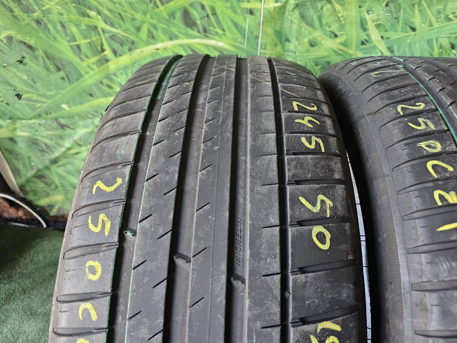 245 50 19 vara michelin