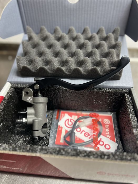 Pompă de frână radială forjată Brembo Racing PR 19x20