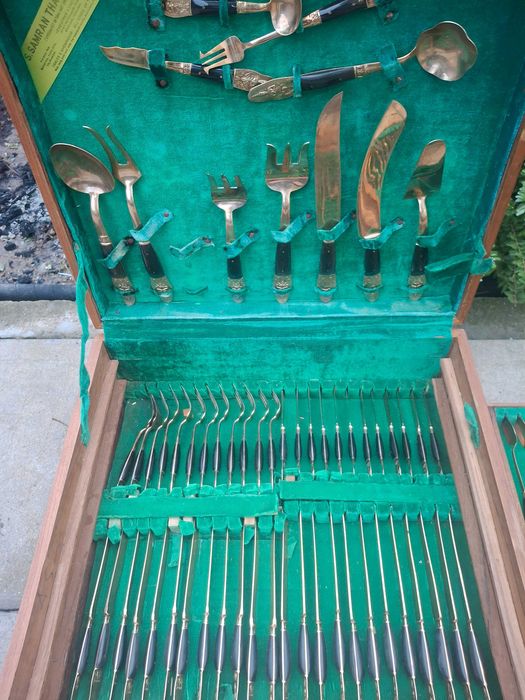 Бронзов голям антикварен сервиз