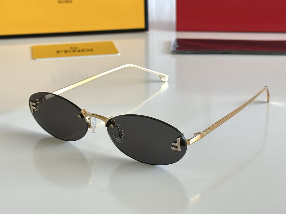 Слънчеви очила Fendi FE4075US