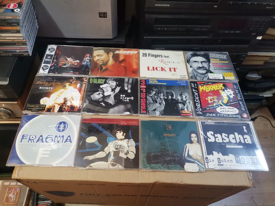 Pachet cd uri cd player singleuri led Zeppelin  etc