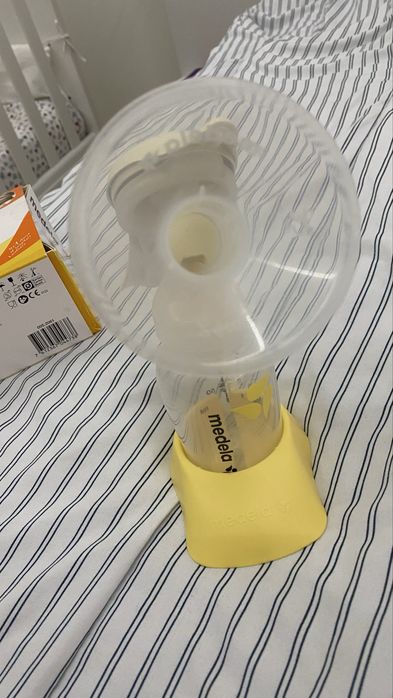 Ръчна помпа за кърма Medela Harmony