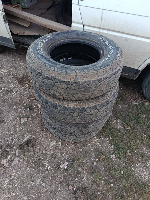 Продам грозовые баллоны 235/75/15