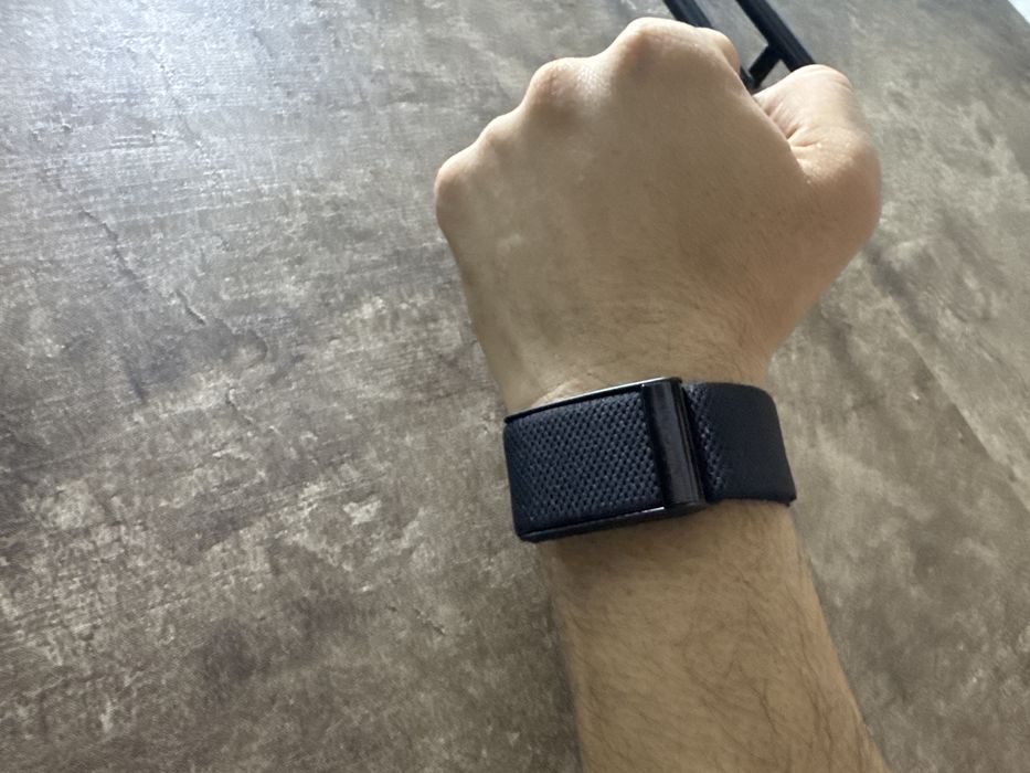 Yangi ochilmagan Whoop 4 sotiladi. 1 yillik whoop peak obunasi bilan.