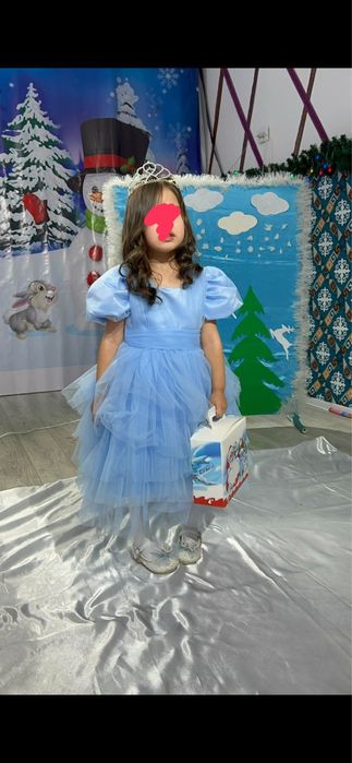 Продаю платье на девочку