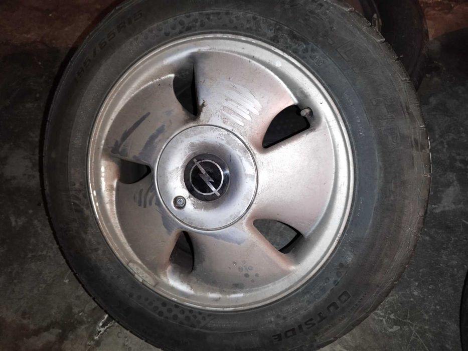 Ляти джанти за Опел Вектра Б 15 инча с летни гуми 195/65/15