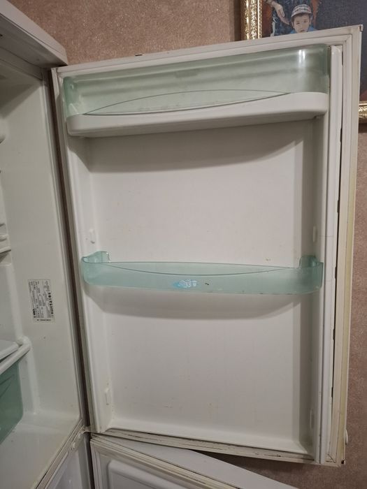 Продается Холодильник " Stinol " б/у